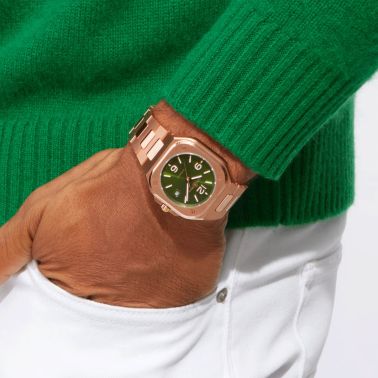 Montre Bell & Ross BR 05 Green Gold automatique cadran vert bracelet or rose 40 mm