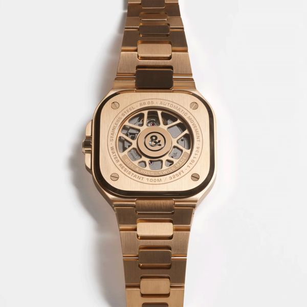 Montre Bell & Ross BR 05 Green Gold automatique cadran vert bracelet or rose 40 mm