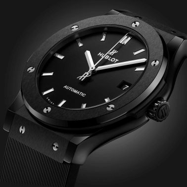 Montre Hublot Classic Fusion Black Magic automatique cadran noir bracelet caoutchouc 45 mm 511.CM.1171.RX