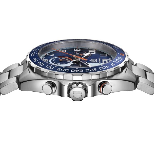 Montre TAG Heuer Formula 1 x Gulf Chronographe quartz cadran bleu bracelet acier 43 mm CAZ101AT.BA0842