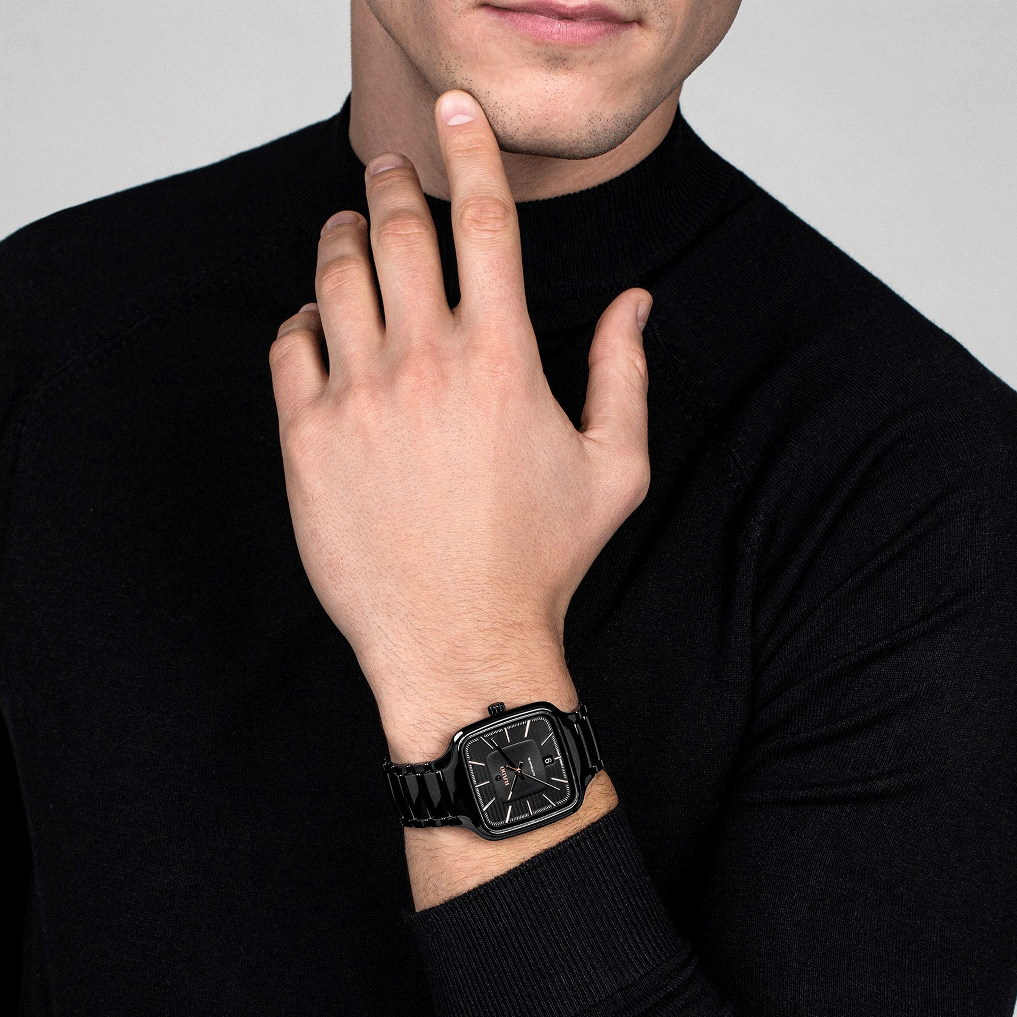 Montre Rado True Square automatique cadran noir bracelet céramique noire 38 mm R27078172