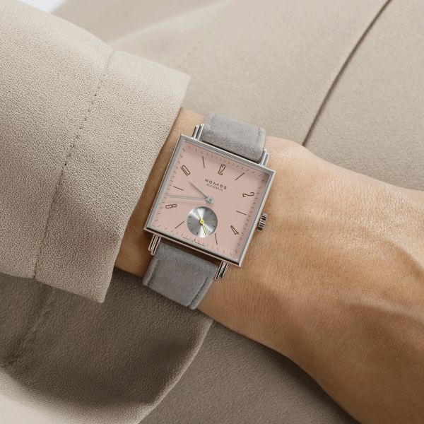Nomos tetra goldelse hotsell