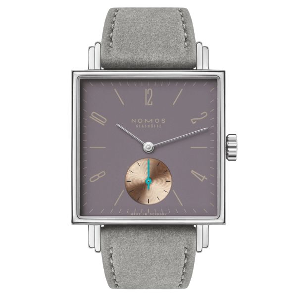 Montre Nomos Tetra Die Kapriziöse mécanique fond acier inoxydable cadran mauve bracelet velours gris 29,5 mm 425