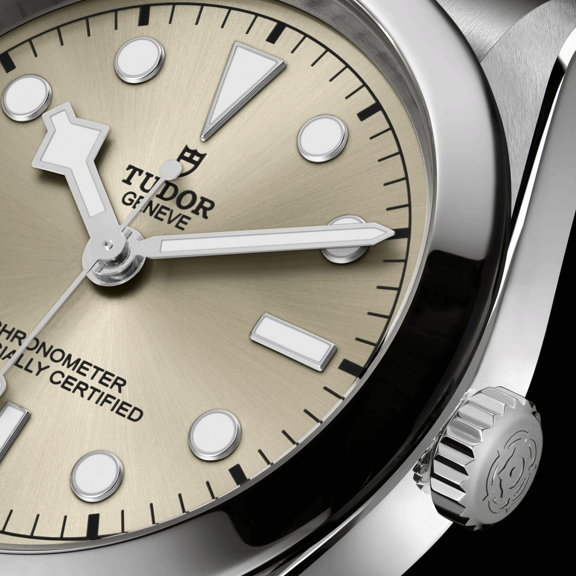 Tudor Black Bay 31 COSC automatic watch light champagne dial steel bracelet 31 mm M79600-0003