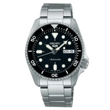 Seiko 5 SKX Sports automatic black dial steel bracelet 38 mm