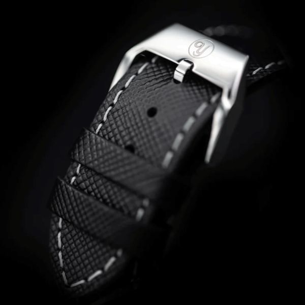 Yema Urban Field mechanical watch black dial steel bracelet 20 cm Bonklip 37,5 mm YFLD23-37-AM3S