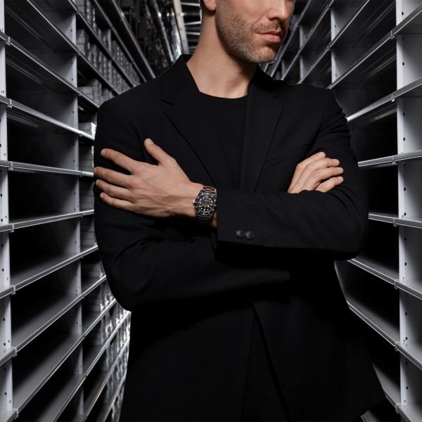 Montre Tudor Black Bay 54 automatique cadran noir bracelet acier 37 mm M79000N-0001