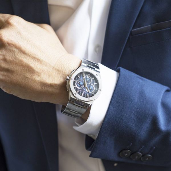 Montre Michel Herbelin Cap Camarat quartz chronographe cadran bleu bracelet acier 42 mm