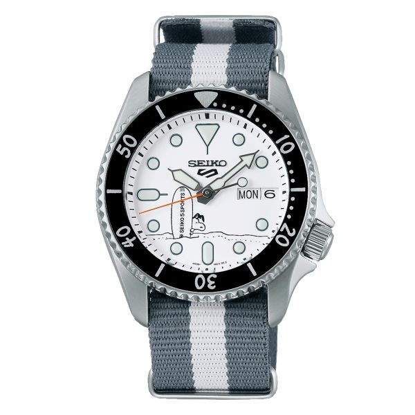 Seiko 5 Sports x Snoopy "Surfboard" Limited Edition automatic white dial nylon strap 38 mm
