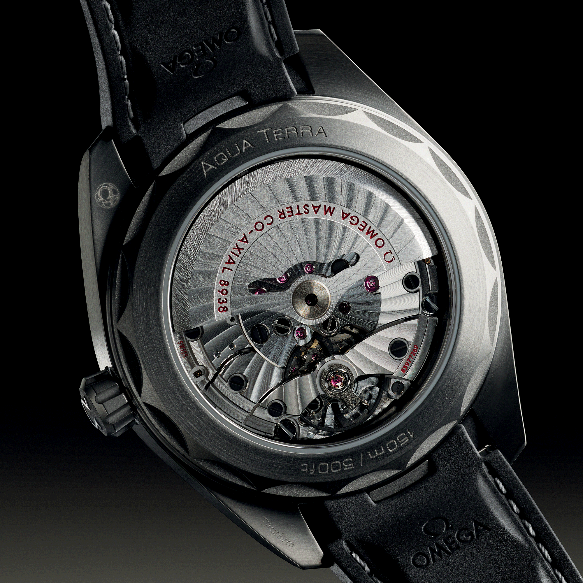 Montre Omega Seamaster Aqua Terra 150M Co-Axial Master Chronometer GMT Worldtimer titane cadran gris bracelet caoutchouc 43 mm