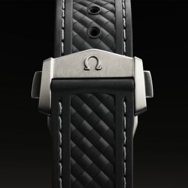 Montre Omega Seamaster Aqua Terra 150M Co-Axial Master Chronometer GMT Worldtimer titane cadran gris bracelet caoutchouc 43 mm