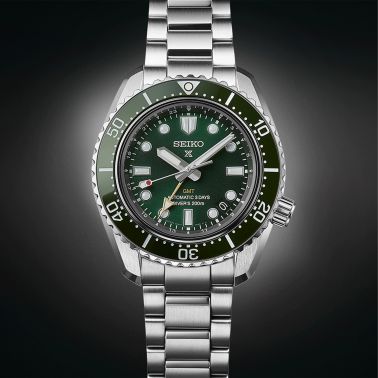 Montre Seiko Prospex Automatique Diver's GMT 1968 "Marine Green" cadran vert bracelet acier 42 mm