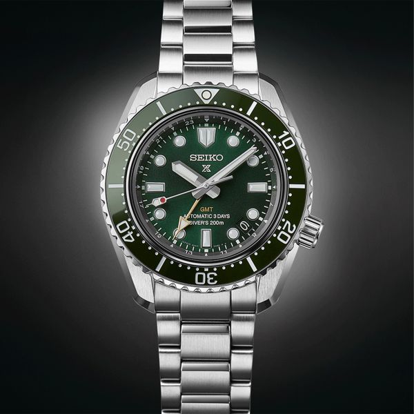 Montre Seiko Prospex Automatique Diver's GMT 1968 "Marine Green" cadran vert bracelet acier 42 mm