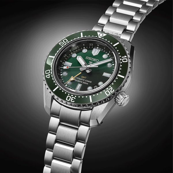 Montre Seiko Prospex Automatique Diver's GMT 1968 "Marine Green" cadran vert bracelet acier 42 mm