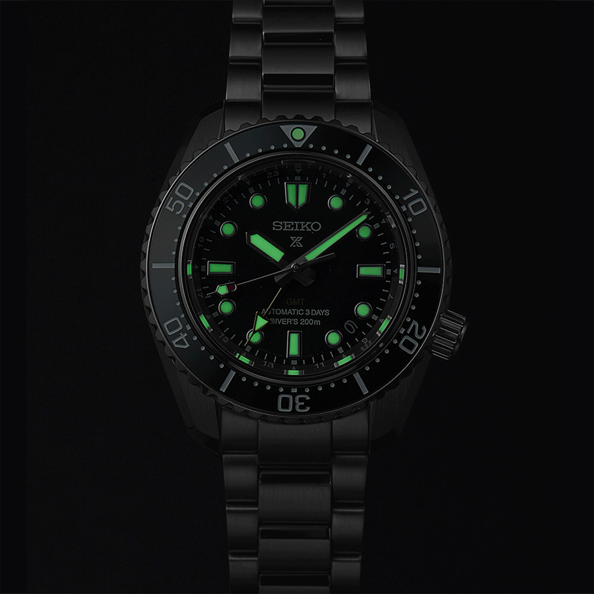 Montre Seiko Prospex Automatique Diver's GMT 1968 "Marine Green" cadran vert bracelet acier 42 mm