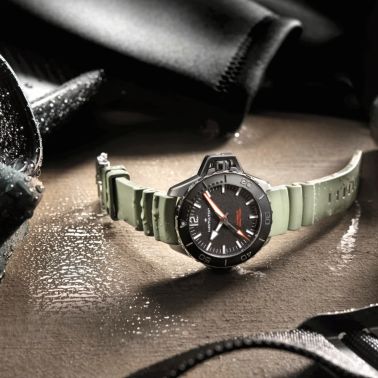 Hamilton Khaki Navy Frogman automatic watch black dial green rubber strap 41 mm H77455331