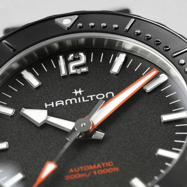 Hamilton Khaki Navy Frogman automatic watch black dial black rubber strap 41 mm
