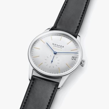 Montre Nomos Orion Neomatik 175 Years automatique cadran galvanisé bracelet cuir noir 40,5 mm 365.S1