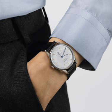 Montre Nomos Orion Neomatik 175 Years automatique cadran galvanisé bracelet cuir noir 36,4 mm 395.S1