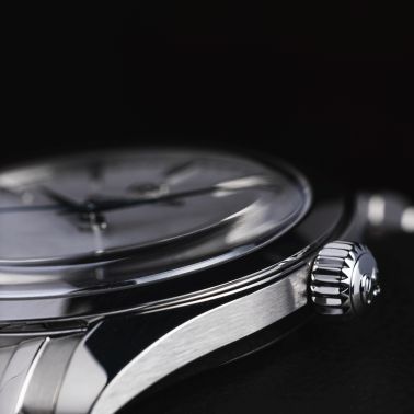 Grand Seiko Elegance "Omiwatari" Spring Drive white dial steel bracelet 38,5 mm