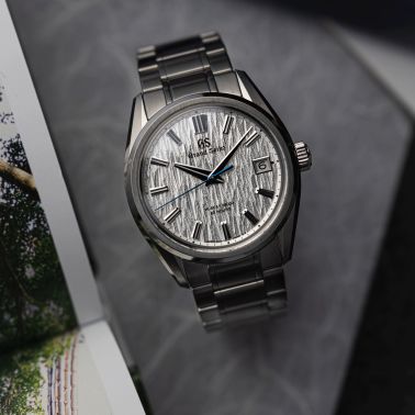 Grand Seiko Heritage automatic watch white dial 40 mm steel bracelet