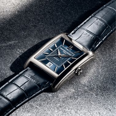 Montre Frédérique Constant Classics Carrée Automatic cadran bleu bracelet cuir 30 x 33 mm