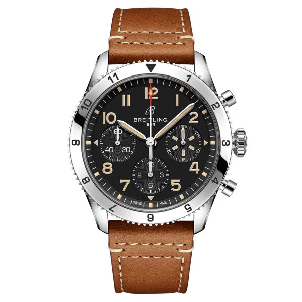 Montre Breitling Classic AVI Chronograph P-51 Mustang automatique cadran noir bracelet cuir brun 42 mm A233803A1B1X1