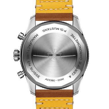 Montre Breitling Classic AVI Chronograph P-51 Mustang automatique cadran noir bracelet cuir brun 42 mm A233803A1B1X1