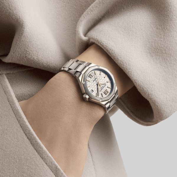Baume et Mercier Riviera automatic watch gold dial steel bracelet 33 mm