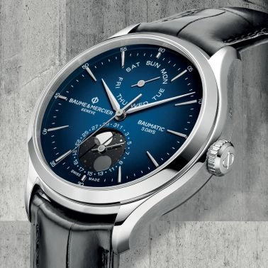 Montre Baume et Mercier Clifton Baumatic Moon Phase automatique cadran bleu bracelet cuir 42 mm 10593
