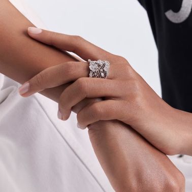 Dior Couture ring in white gold and diamonds | Lepage