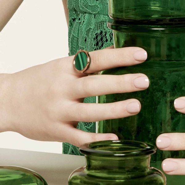 Bague Ginette NY Ever Disc en or rose et malachite