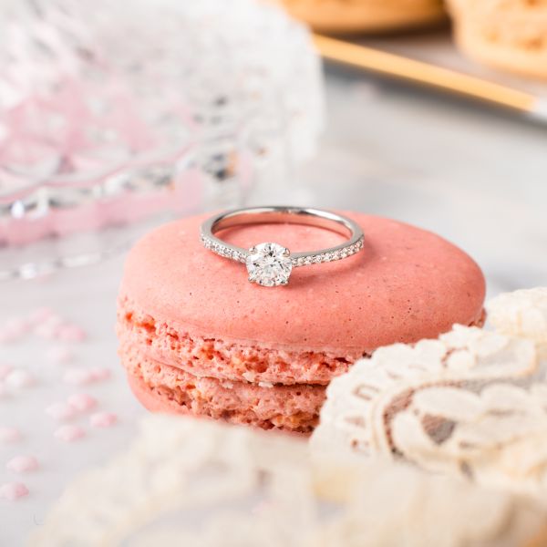 Lepage Demoiselle engagement ring in white gold diamonds