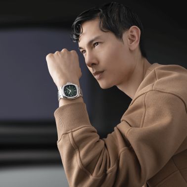 Mido Multifort TV Big Date automatic watch green dial steel bracelet 40 mm