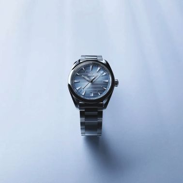 Montre Omega Seamaster Aqua Terra 150m 75ème Anniversaire Co-Axial Master Chronometer cadran bleu bracelet acier 41 mm