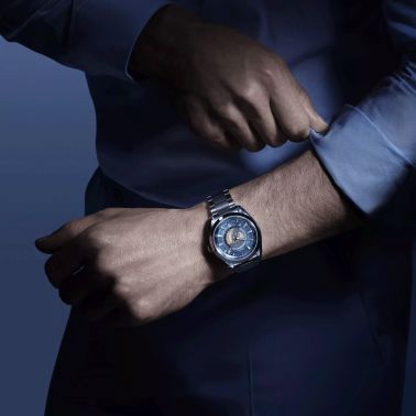 Montre Omega Seamaster Aqua Terra 150M GMT Worldtimer 75ème Anniversaire Co-Axial Master Chronometer bracelet acier 43 mm