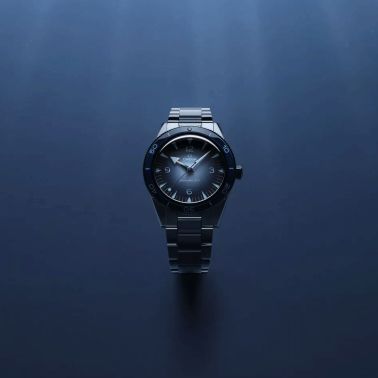 Montre Omega Seamaster 300 75ème Anniversaire Master Chronometer Co-Axial cadran bleu bracelet acier 41 mm