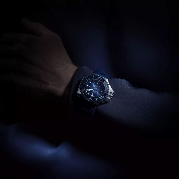 Montre Omega Seamaster Ploprof 1200M 75ème Anniversaire Co-Axial Master Chronometer cadran bleu bracelet caoutchouc 55 x 45 mm