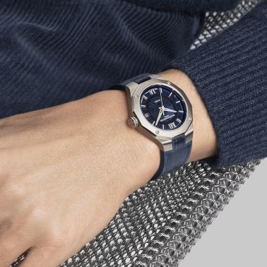 Montre Baume et Mercier Riviera automatique cadran bleu bracelet cuir bleu 39 mm 10714