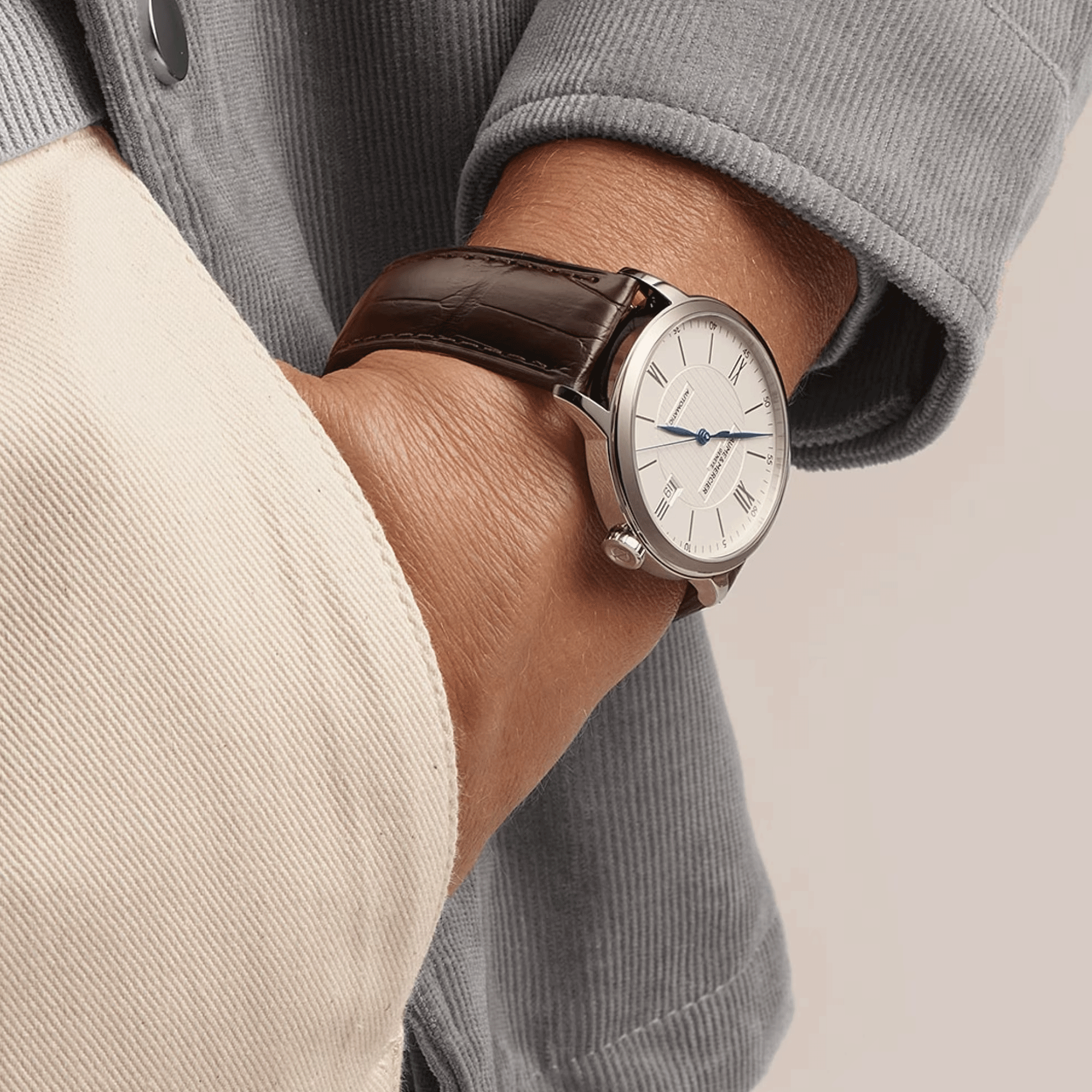 Montre Baume et Mercier Classima automatique cadran argenté bracelet cuir alligator marron 40 mm 10214