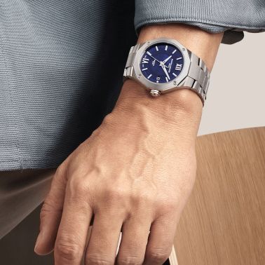 Watch Baume et Mercier Riviera automatic night blue dial steel bracelet 42 mm