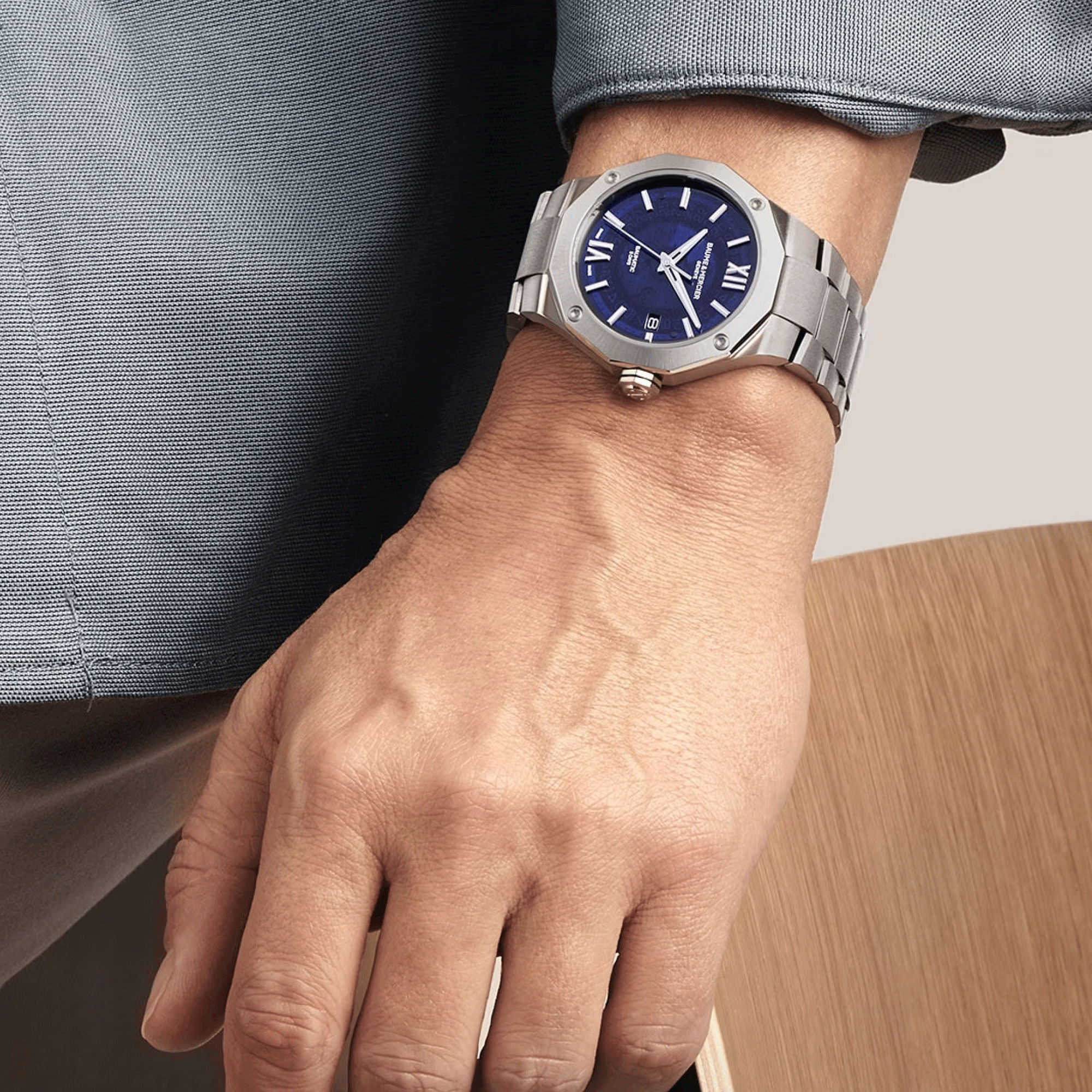 Watch Baume et Mercier Riviera automatic night blue dial steel bracelet 42 mm