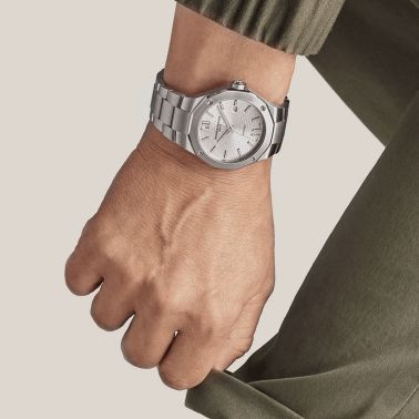 Montre Baume et Mercier Riviera automatique cadran blanc bracelet acier 42 mm 10622