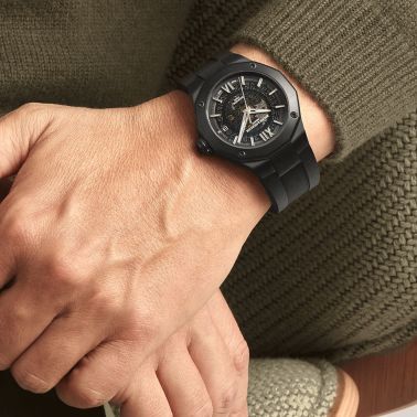 Montre Baume et Mercier Riviera ADLC noir automatique cadran noir bracelet caoutchouc noir 42 mm 10617