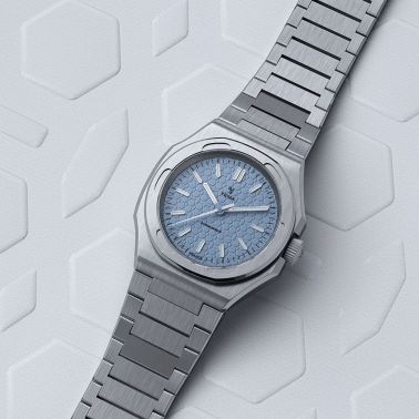 Yema Urban Traveller automatic watch blue dial stainless steel bracelet 39 mm