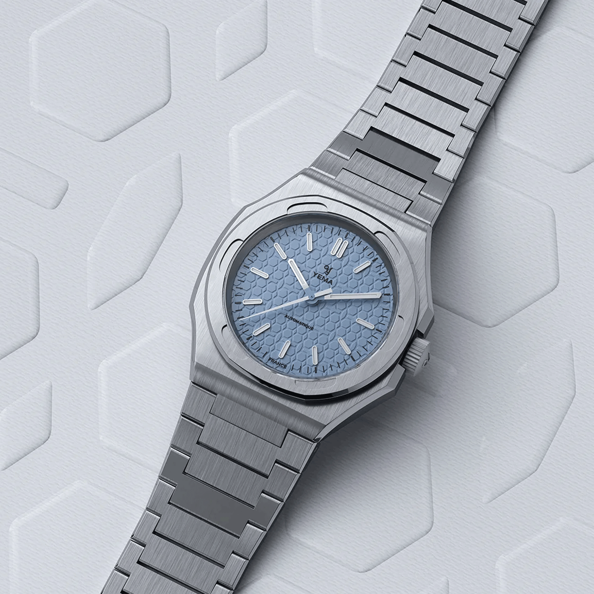 Yema Urban Traveller automatic watch blue dial stainless steel bracelet 39 mm