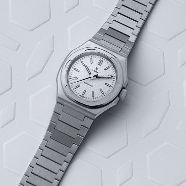 Yema Urban Traveller automatic watch white dial stainless steel bracelet 39 mm