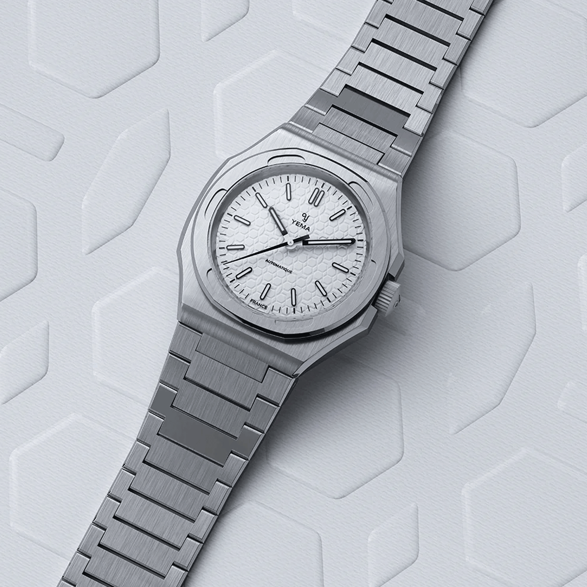 Yema Urban Traveller automatic watch white dial stainless steel bracelet 39 mm