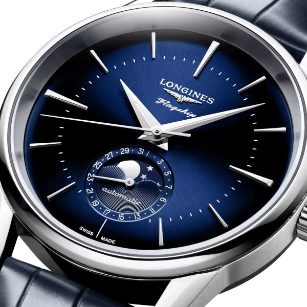 Montre Longines Flagship Heritage Phase de Lune automatique cadran bleu bracelet cuir bleu 38,5 mm L4.815.4.92.2