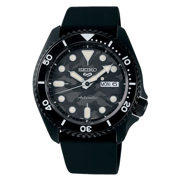 Montre Seiko 5 Sports "Yuto Horigome" automatique cadran camouflage noir bracelet caoutchouc 42,5 mm